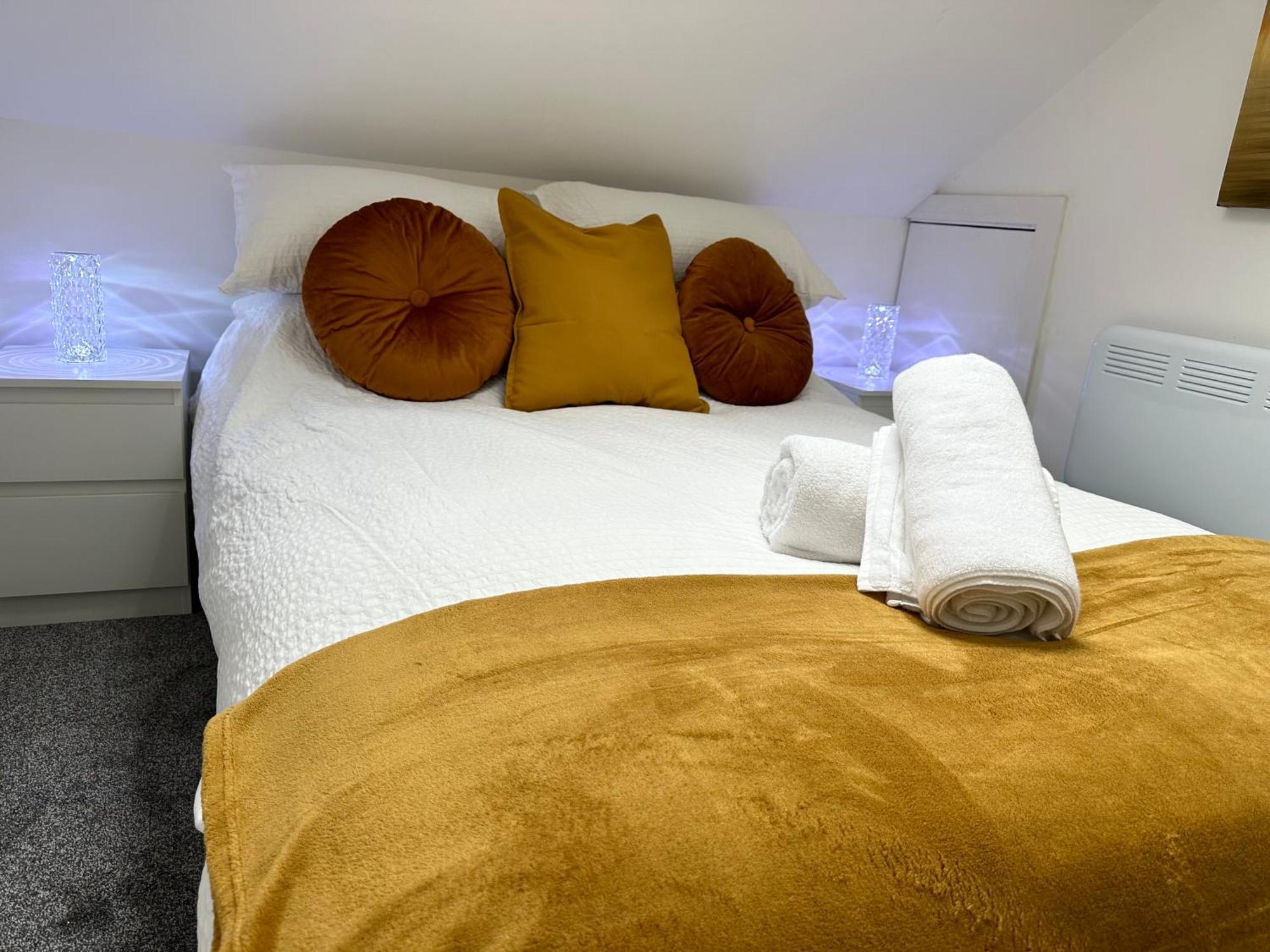 Vibrant Apartments Close To City Centre Cardiff Exteriör bild