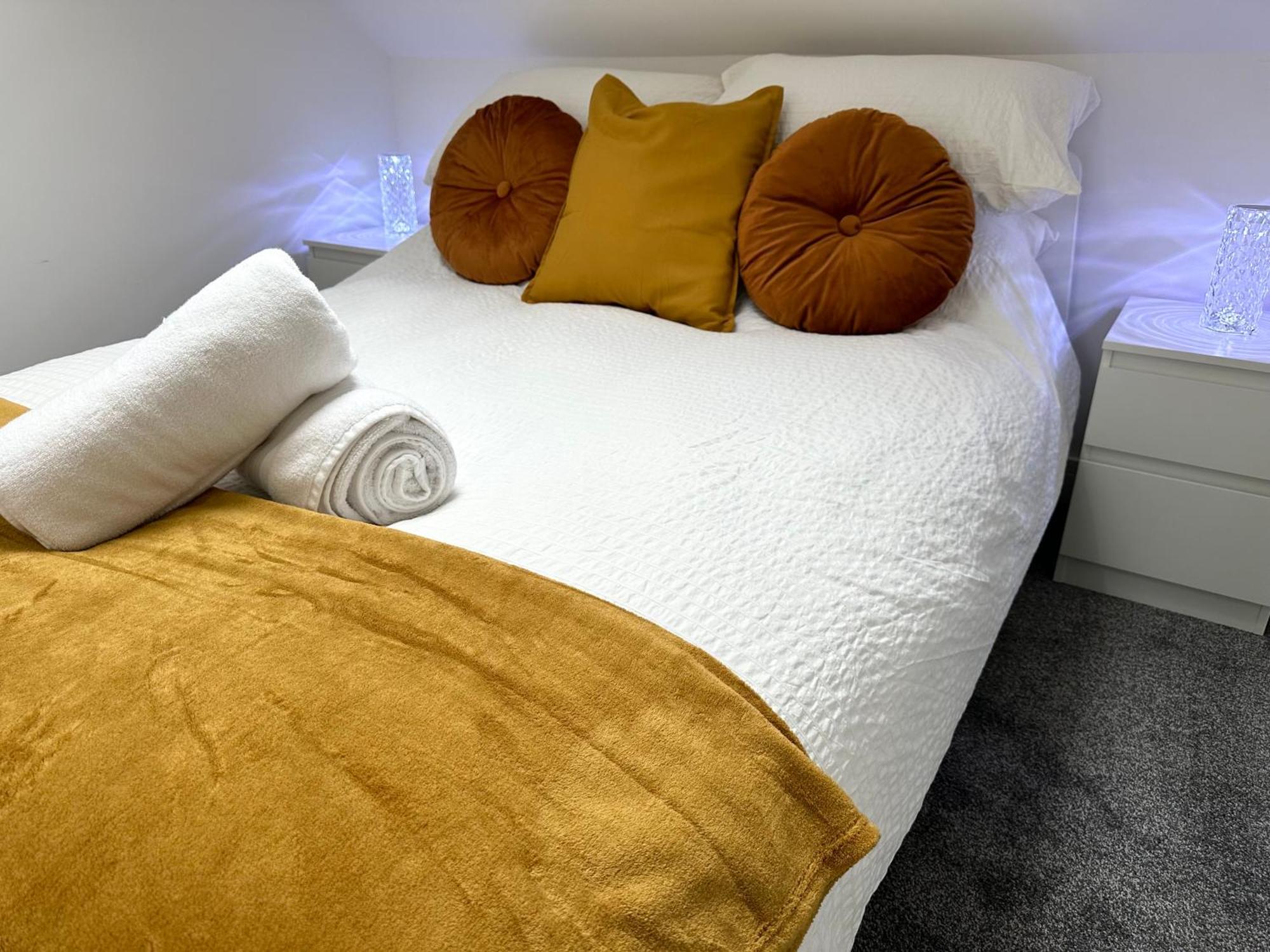 Vibrant Apartments Close To City Centre Cardiff Exteriör bild